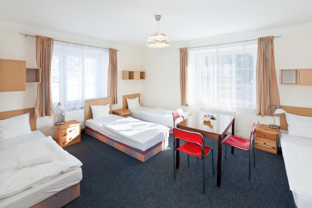 Pytloun Penzion Zeleny Haj Liberec Oda fotoğraf